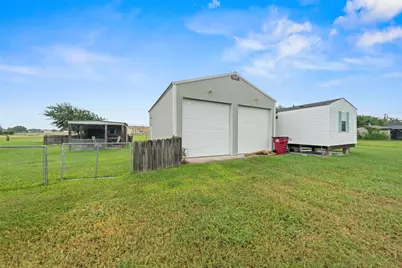 513 Mulberry Street, Matagorda, TX 77414 - Photo 1