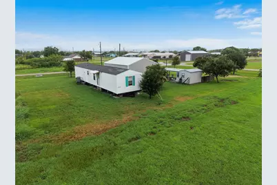 513 Mulberry Street, Matagorda, TX 77414 - Photo 41