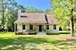 387 Hackberry Dr, Onalaska, TX 77360 - Photo 1