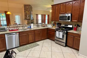 1907 Tavish Ln, Conroe, TX 77301 - Photo 3