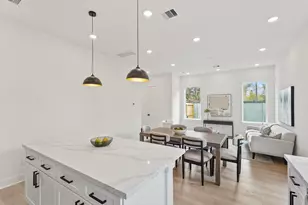 241 Rebecca St, Houston, TX 77022 - Photo 11