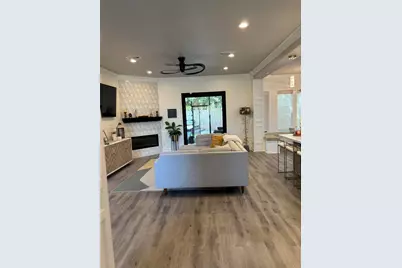 109 Northwood Drive, Lake Jackson, TX 77566 - Photo 5