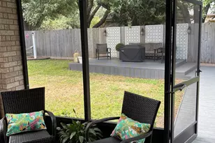 109 Northwood Dr, Lake Jackson, TX 77566 - Photo 33
