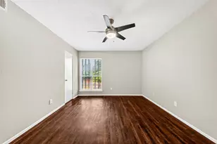 7714 Renwick Dr, Houston, TX 77081 - Photo 19