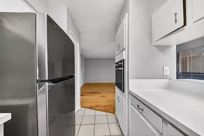 7714 Renwick Drive #23, Houston, TX 77081 - Photo 13