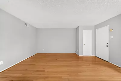 7714 Renwick Drive #23, Houston, TX 77081 - Photo 11