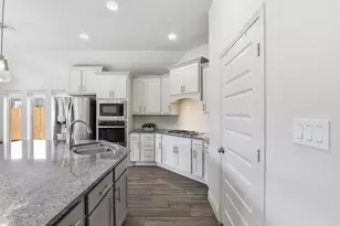 28511 Damon Crk Ln, Fulshear, TX 77441 - Photo 17