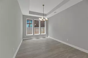 18826 Truman Trl, Conroe, TX 77302 - Photo 9