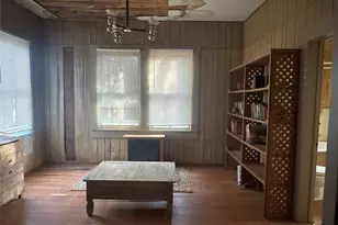 1302 19th St, Hempstead, TX 77445 - Photo 9