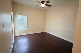 2626 Columbia St, Houston, TX 77008 - Photo 9