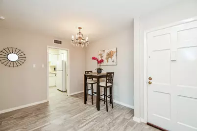 2700 Bellefontaine Street #A6, Houston, TX 77025 - Photo 11