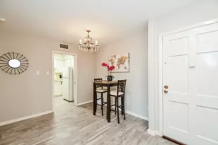 2700 Bellefontaine St, Houston, TX 77025 - Photo 11