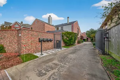 2413 Potomac Drive #D, Houston, TX 77057 - Photo 27