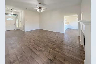 64 Tangerine Court, Lake Jackson, TX 77566 - Photo 3