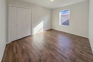 64 Tangerine Ct, Lake Jackson, TX 77566 - Photo 17