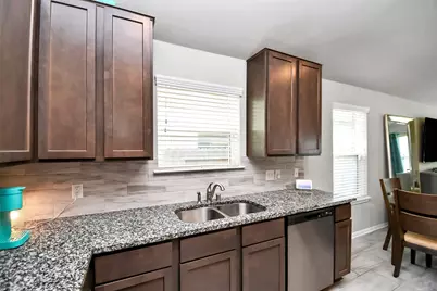 14506 Tundra Swan Drive, Houston, TX 77049 - Photo 11