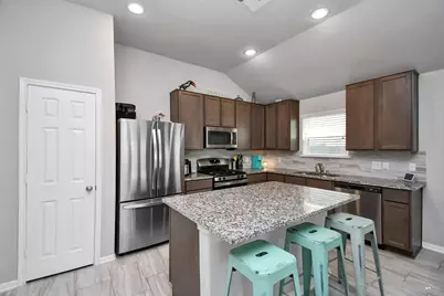 14506 Tundra Swan Drive, Houston, TX 77049 - Photo 3