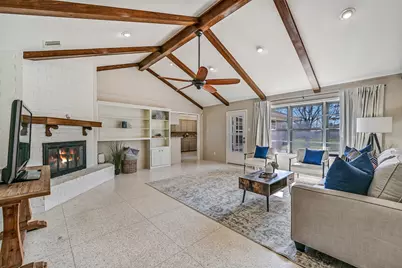 304 Chester Drive, Friendswood, TX 77546 - Photo 13