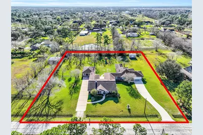 304 Chester Drive, Friendswood, TX 77546 - Photo 1