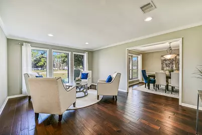 304 Chester Drive, Friendswood, TX 77546 - Photo 9