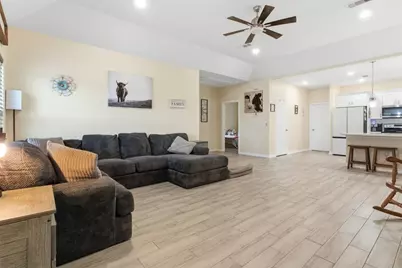 16529 Kingsbury Drive, Conroe, TX 77303 - Photo 5