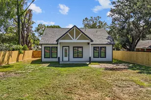 1205 Jarrett St, Liberty, TX 77575 - Photo 5