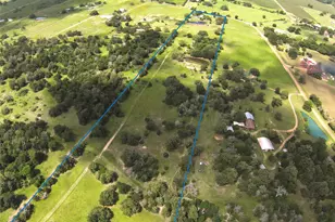 1435 Shaws Bend, Columbus, TX 78934 - Photo 1