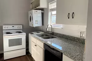 5109 Avenue L, Galveston, TX 77551 - Photo 11