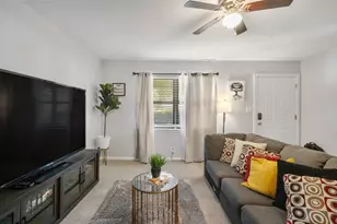 619 Jasmine St, Richwood, TX 77531 - Photo 5