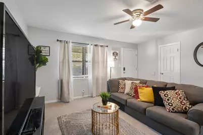 619 Jasmine Street, Richwood, TX 77531 - Photo 3