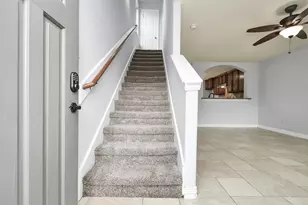 10022 Raymondville Rd, Houston, TX 77093 - Photo 3
