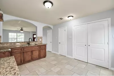 10022 Raymondville Road #B, Houston, TX 77093 - Photo 17