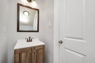 10022 Raymondville Rd, Houston, TX 77093 - Photo 9