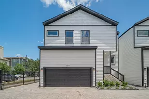 1350 W 24th St, Houston, TX 77008 - Photo 1