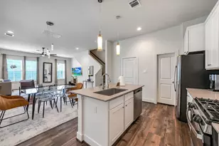 2009 Bauer Dr, Houston, TX 77080 - Photo 9