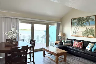 7041 Kingston Cove Ln, Willis, TX 77318 - Photo 5