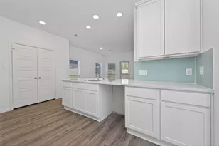 9750 Enclave Ridge Rd, Willis, TX 77318 - Photo 17