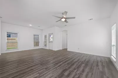 9750 Enclave Ridge Road, Willis, TX 77318 - Photo 7