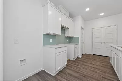 9750 Enclave Ridge Road, Willis, TX 77318 - Photo 19