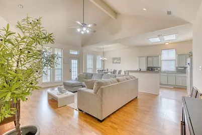 5710 Lori Lane, Beaumont, TX 77713 - Photo 11