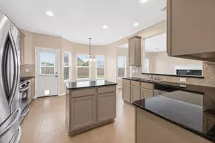 3821 Houston Lake Dr, Pearland, TX 77581 - Photo 17