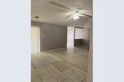 4323 Stonehenge Trail, Houston, TX 77066 - Photo 5