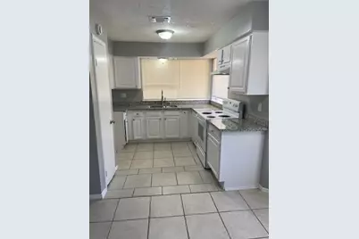 4323 Stonehenge Trail, Houston, TX 77066 - Photo 11