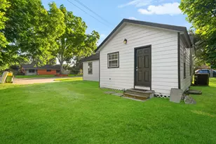 2102 N Galveston Ave, Pearland, TX 77581 - Photo 15