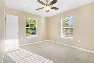 2102 N Galveston Avenue, Pearland, TX 77581 - Photo 13