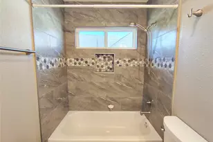 5515 Dawnington Pl, Sugar Land, TX 77479 - Photo 37