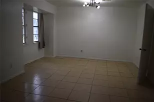 6718 Rowell Ct, Houston, TX 77489 - Photo 5