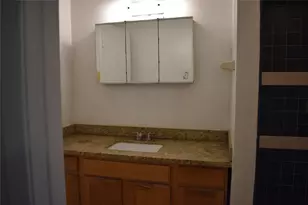 6718 Rowell Ct, Houston, TX 77489 - Photo 11