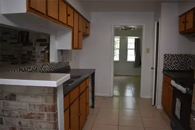 6718 Rowell Court, Houston, TX 77489 - Photo 15