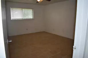6718 Rowell Ct, Houston, TX 77489 - Photo 13